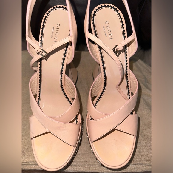 Gucci Biege GG platform sandal - Picture 3 of 4